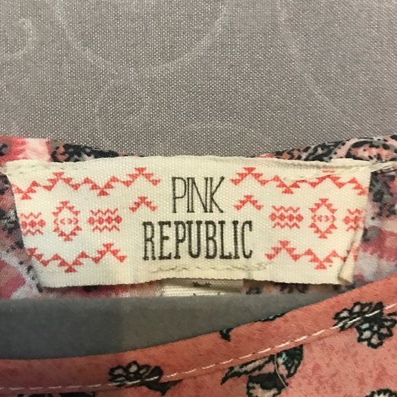 Tribal Pattern Top - Picture 4 of 4